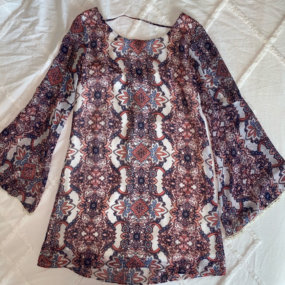 Colorful Patterned Dress With Long Bell Sleeves - Picture 1 of 4
